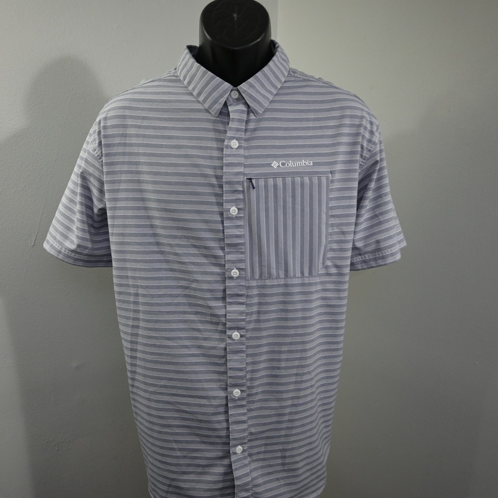Columbia Vented Fishing Shirt Mens XL Gray Striped Short Sleeve Button Up AM0669